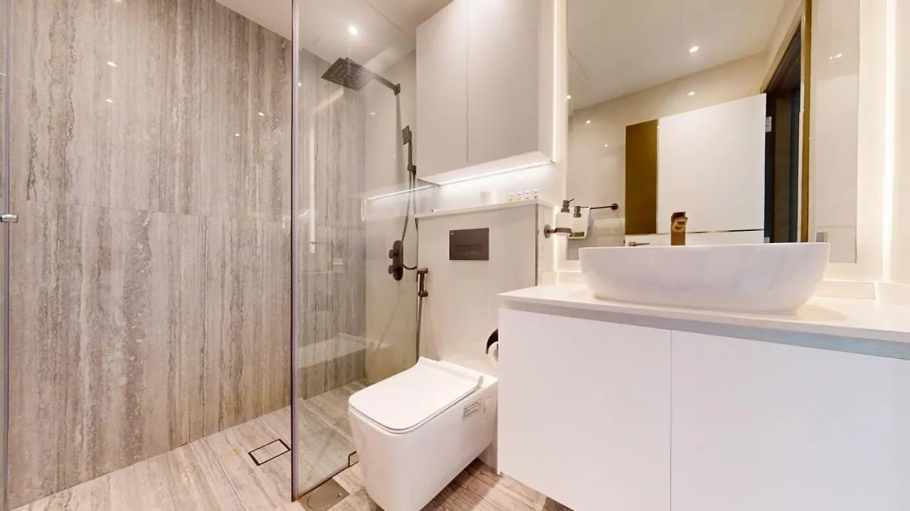 Clarens Tower 2 - Modern One Bedroom In Downtown Dubai 0*,
